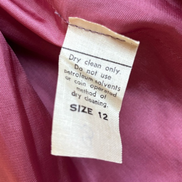 Chic Textured Pink Jacket - Picture 3 of 3